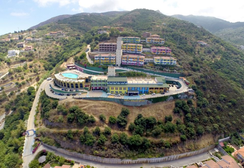 hotel overview picture