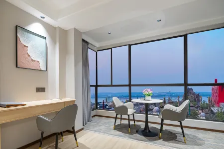 Jiangling Shiguang Hotel (Yidu Xunlong Water Street Branch) Отели рядом с достопримечательностью «Sanxia Romance Park»