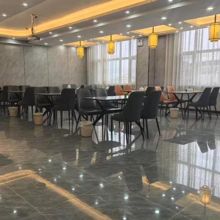 Zhongpu Hotel