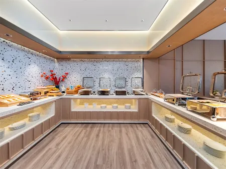 Country Inn & Suites by Radisson Hotel (Tianjin Wenhua Zhongxin Yida Eryuan Subway Station) Отели рядом с достопримечательностью «West Campus of Tianjin University of Technology and Education»