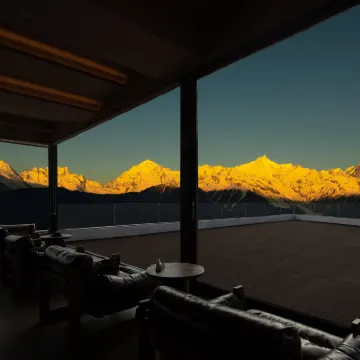 Seventeen Hotel . Meili Hotels near Meili Snow Mountain Lookout