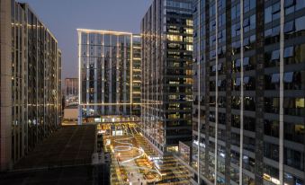 SFEEL Designer Hotel (Chengdu West Station Zhongba Subway Station Branch)