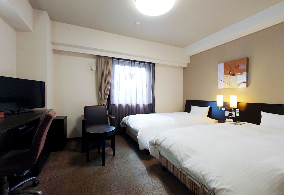 호텔 루트-인 아오모리 주오 인터의 깔끔한 로비 모습