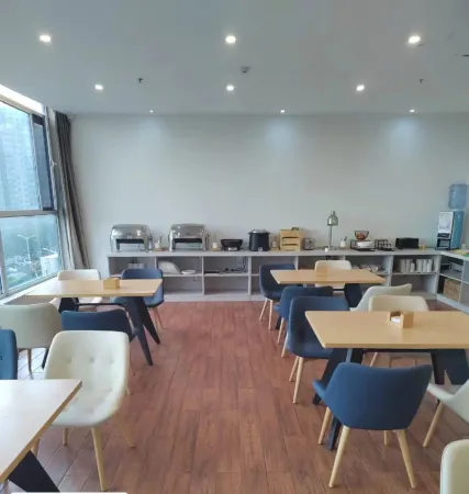 Gulian Hotel (Jinzhong Taigu Shanxi Agricultural University) Отели рядом со станцией Taigu West Railway Station