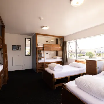 Haka House Taupo Отели в г. Таупо