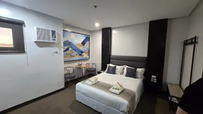 Hotel Boss by RedDoorz Hôtels à : Pampangue