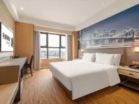 Rongyi Hotel (Chengdu West Railway Station Wanda Plaza) Hotels near Chengduxi Railway Station