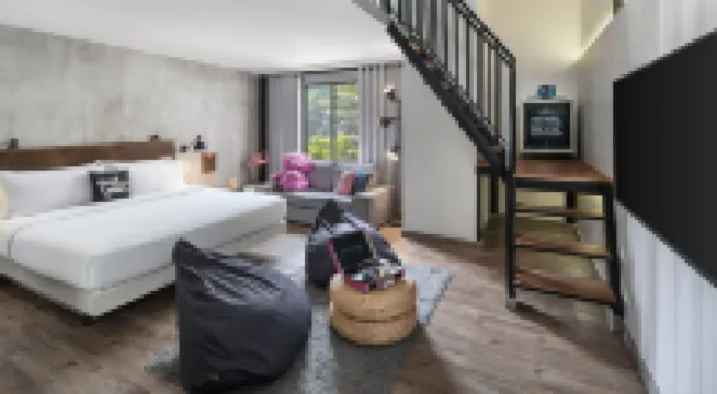 Moxy Bandung Hotels near Gedung Sate