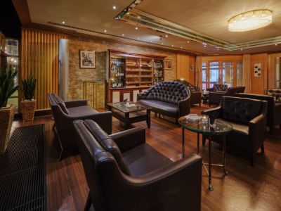 バー シュタイゲンベルガー グラフ ツェッペリンの写真