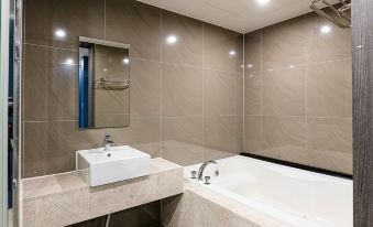 Incheon (Seo-gu) Hotel the One