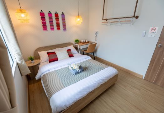 이즈 앳 사톤 객실 내부