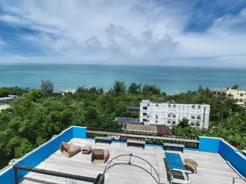 Zibeisha Light Luxury Art Seaview Inn