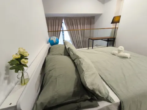 クチャイセントラル by マンハッタン グループ Danau Impian Condominium周辺のホテル