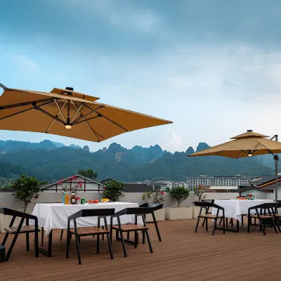 Veil Canyon Lodge Hotels near Tianzishan