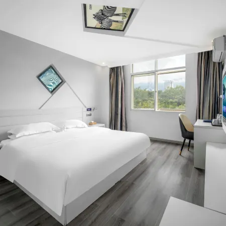 Crowning Clouds Hotel