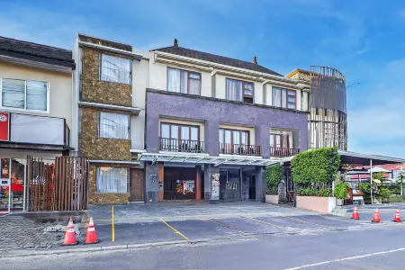 Palette Signature Hotel