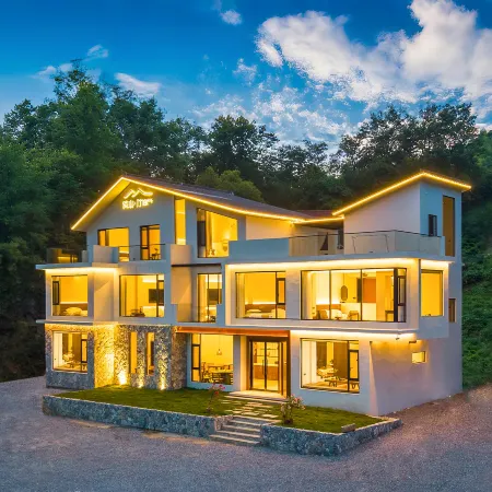 Yueshanting · Mountain and Bamboo Sea · Smart Audio-Visual · Luxury Villa