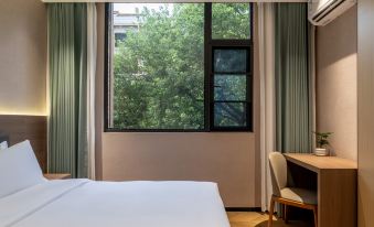 Jiyun Hotel (Quanzhou Jinjiang International Airport Wudianshi Traditional Blocks)