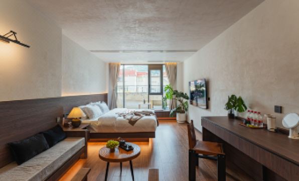 Kangding YeKe Yeke Hotel (Love Song Square)