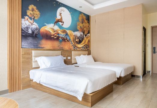 Home me Hotel -Makati