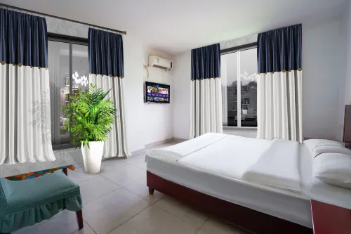 Xinyi Apartment (Near Huizhou Central People's Hospital Zhongkai Branch)