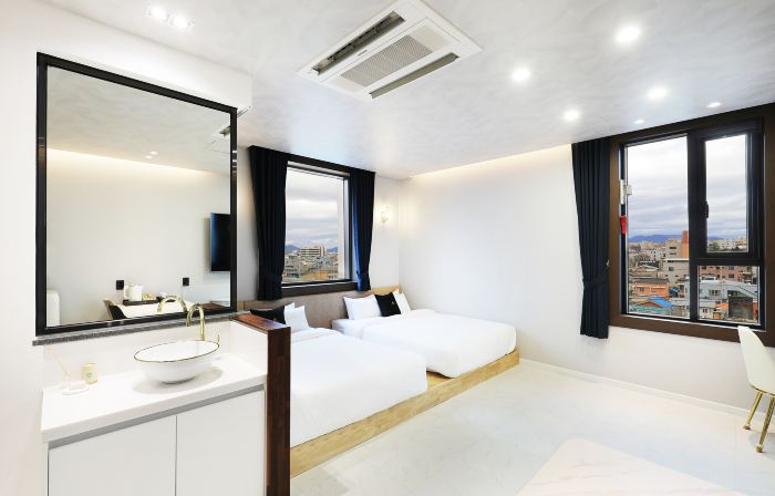 Hotel Intro, chuncheon