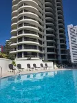 Boulevard North Holiday Apartments - Beach