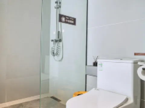 Wutong Mountain Homestay Hotel a Qamdo