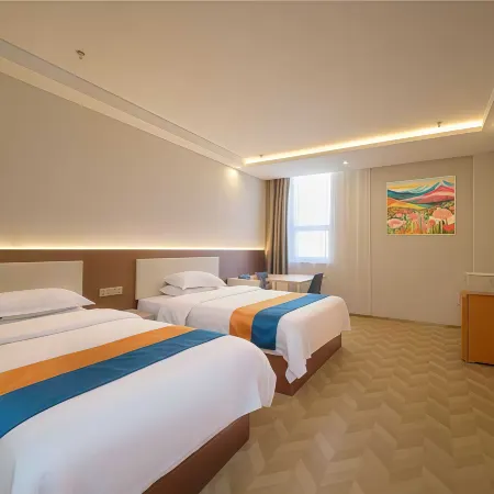 Days Inn By Wyndham Отели в г. Баян Нур