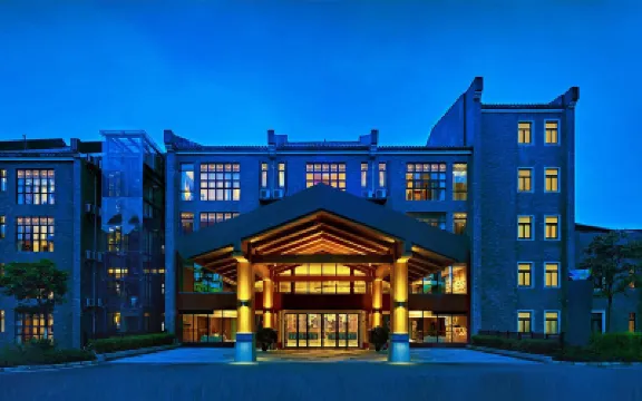 LUOFU HOTEL Hotels in Mount Luofu