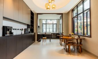 Yunguiqipan · Cloudfall Hot Springs Designer Boutique Stay (Yanhu Park)