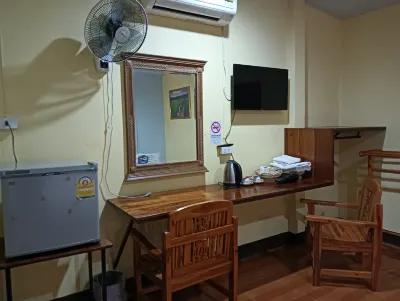 Boondee House Hotels in 