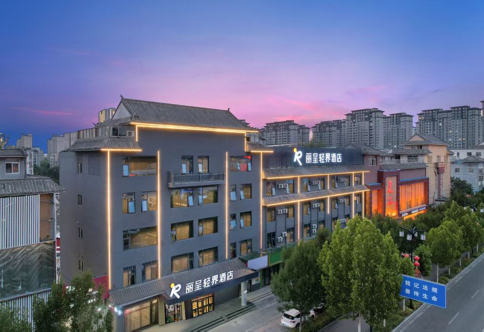 hotel overview picture