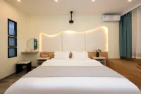 Yunji·Smart Cinema Holiday Homestay - chambre d’hôtes