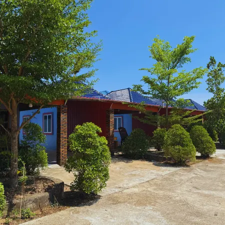 AHHA Bungalow Kampot