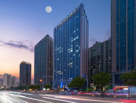 Meihao Lizhi Hotel (Luoyang Peony Square Wanda Branch) Отели рядом с достопримечательностью «Henan University of Science and Technology (Xiyuan Road)»