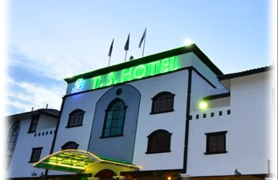 塔曼林丁ＴＳ酒店