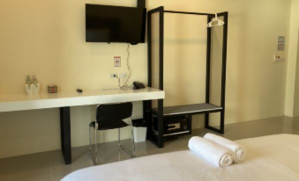 De Paris Hotel Roi Et