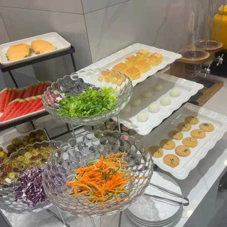 QingAo International Hotel