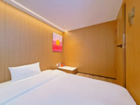 Yanda Hot Spring Hotel