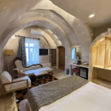 Local Cave House Hotels in 