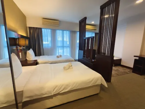 South China Sea Place Suites by Kinabina Homestay - ジム