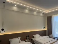 Courtyard-Style Boutique Stay (Pu'er High-Speed Railway Station)