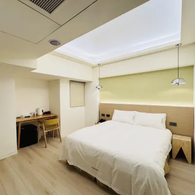 Fooyee Hotel - Taichung Train Station Hotel berhampiran Taman Taichung