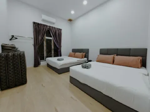 Private Pool KTV Family Villa 3R 12Pax by I Housing Отели в г. 