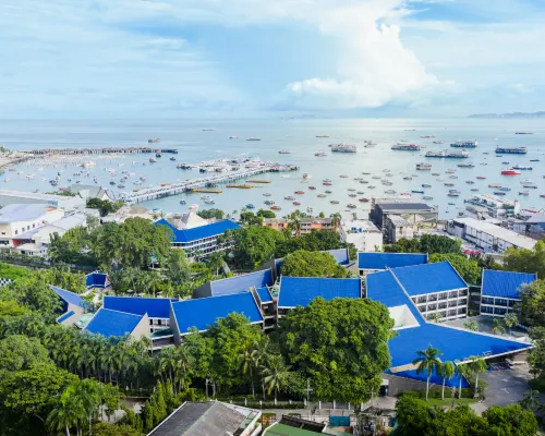 Siam Bayshore Resort Pattaya Hotels near Pattaya Hill