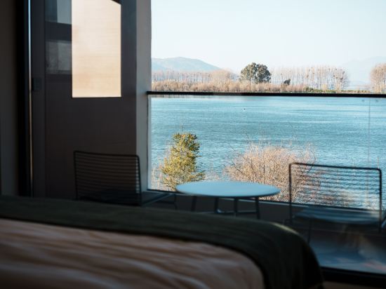 大理達瓦里舍海景客棧