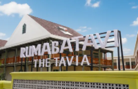 Rumabatavi the Tavia Hoteles cerca de Centro Comercial Artha Gading