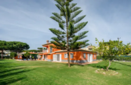 5 Bedroom Private Villa Tenazinha III, pool, garden, BBQ