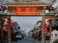 ทรี มังกี้ส์ แม่น้ำ โรงแรมใกล้วัดจีน
